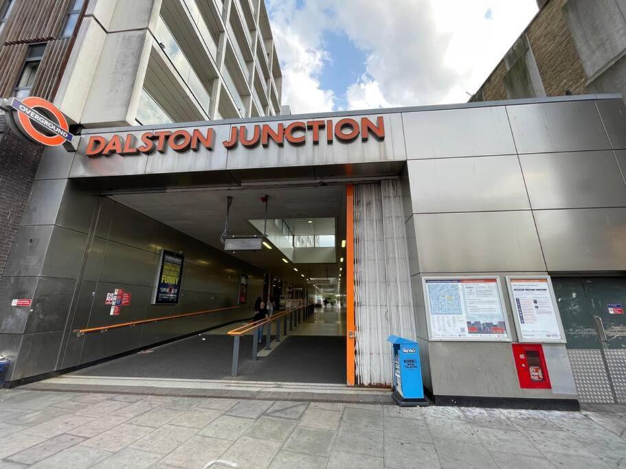Apartamento Cool Dalston Studio With Balcony And Gym Londres Exterior foto