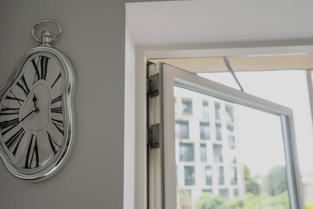 Apartamento Cool Dalston Studio With Balcony And Gym Londres Exterior foto